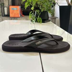 Flojos Men's Ryan Flip Flop Sandals Black Size 13